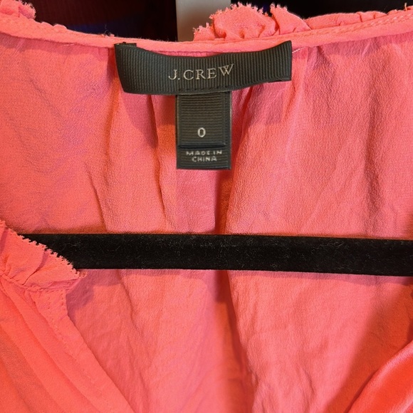 J Crew salmon v neck sleeveless ruffled v neck top size 0 - Picture 2 of 3